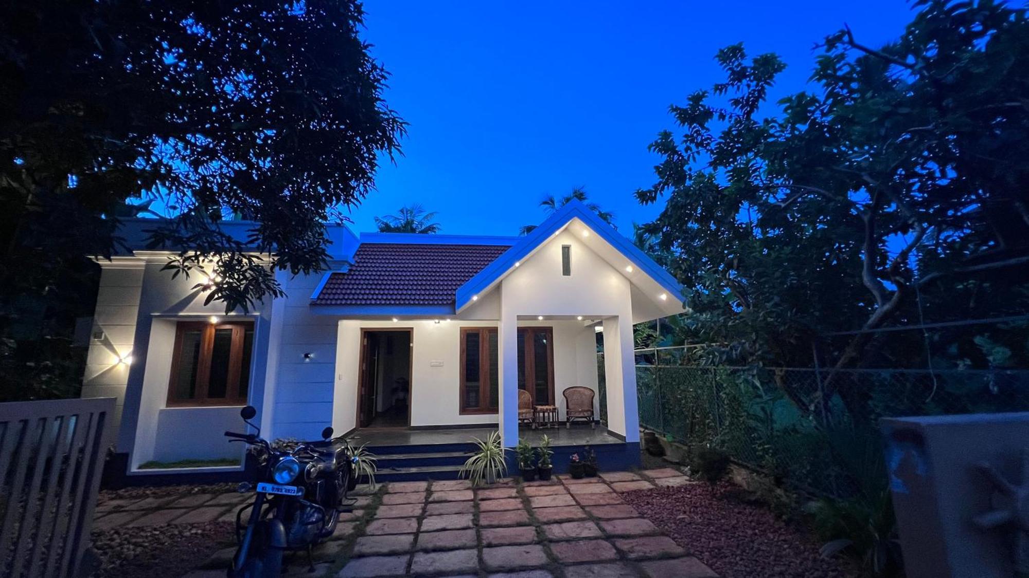Beautiful Village House With All Facilities. Alappuzha Екстер'єр фото